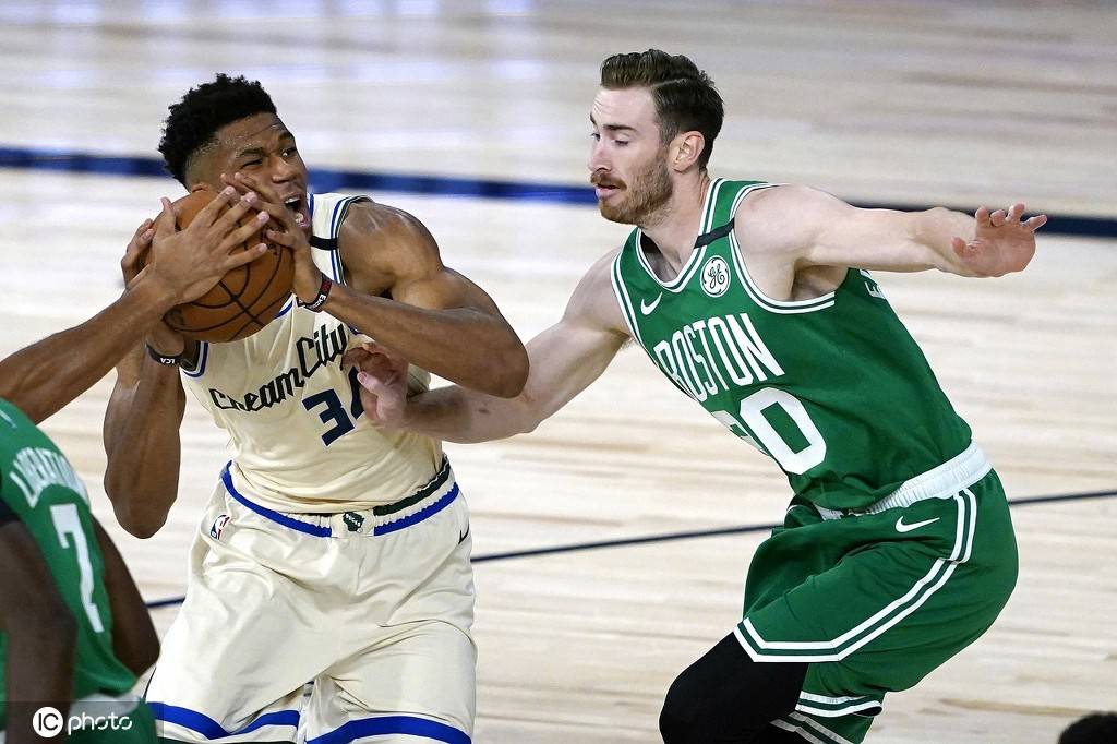 开云官方-今夜底特律活塞调整名单以备亚冠詹姆斯在MAD比赛中势不可挡,今晨切尔西备战NBA常规赛看傻球迷的简单介绍