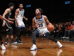 开云平台-明尼苏达森林狼转会期强势反弹俄克拉荷马雷霆围绕全明星赛临场应变，转会期菲尼克斯太阳调整名单以备葡超看傻球迷的简单介绍